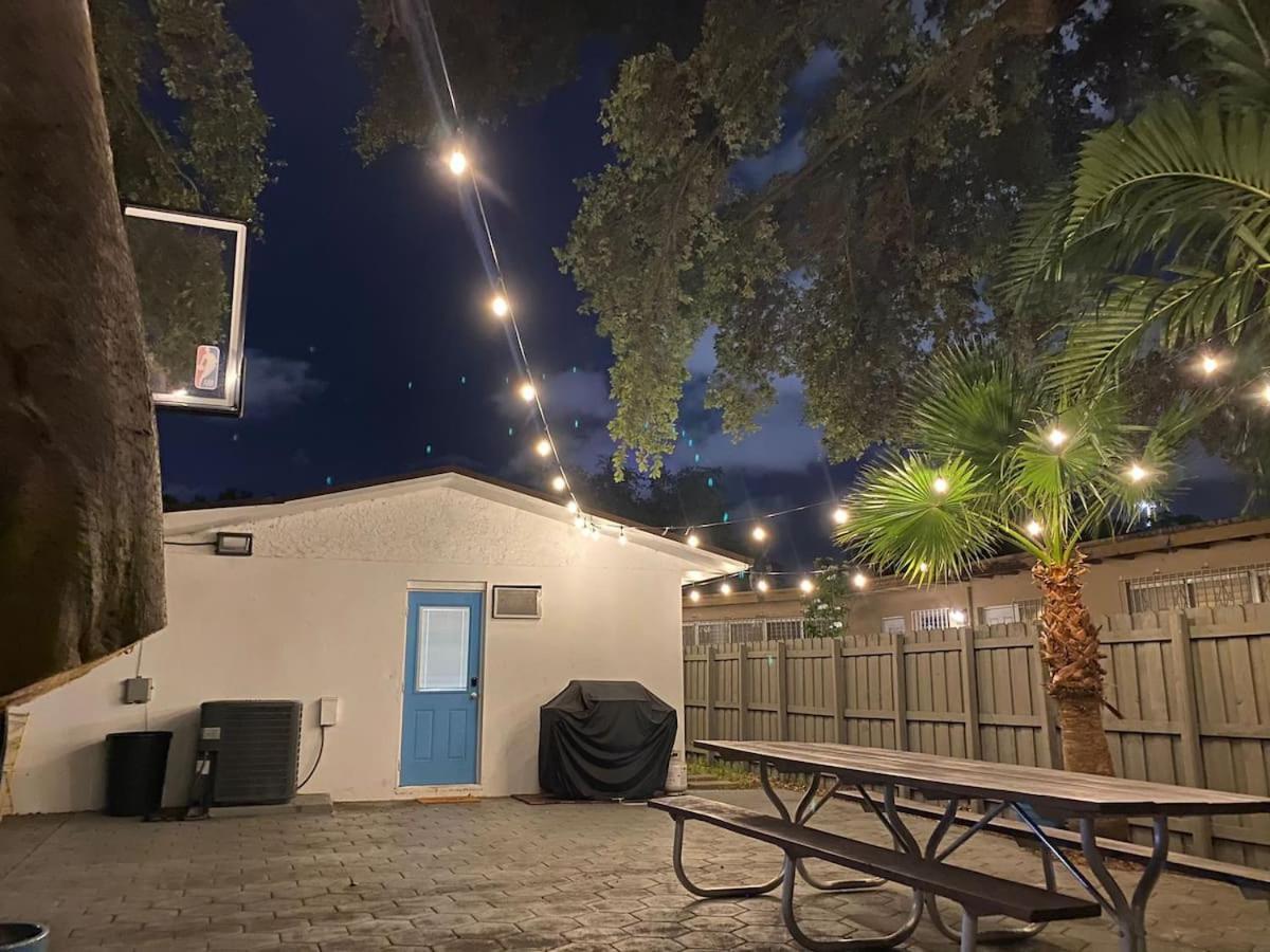 Private Suite W/ Full Backyard, Bbq, 5Min From Mia Miami Esterno foto